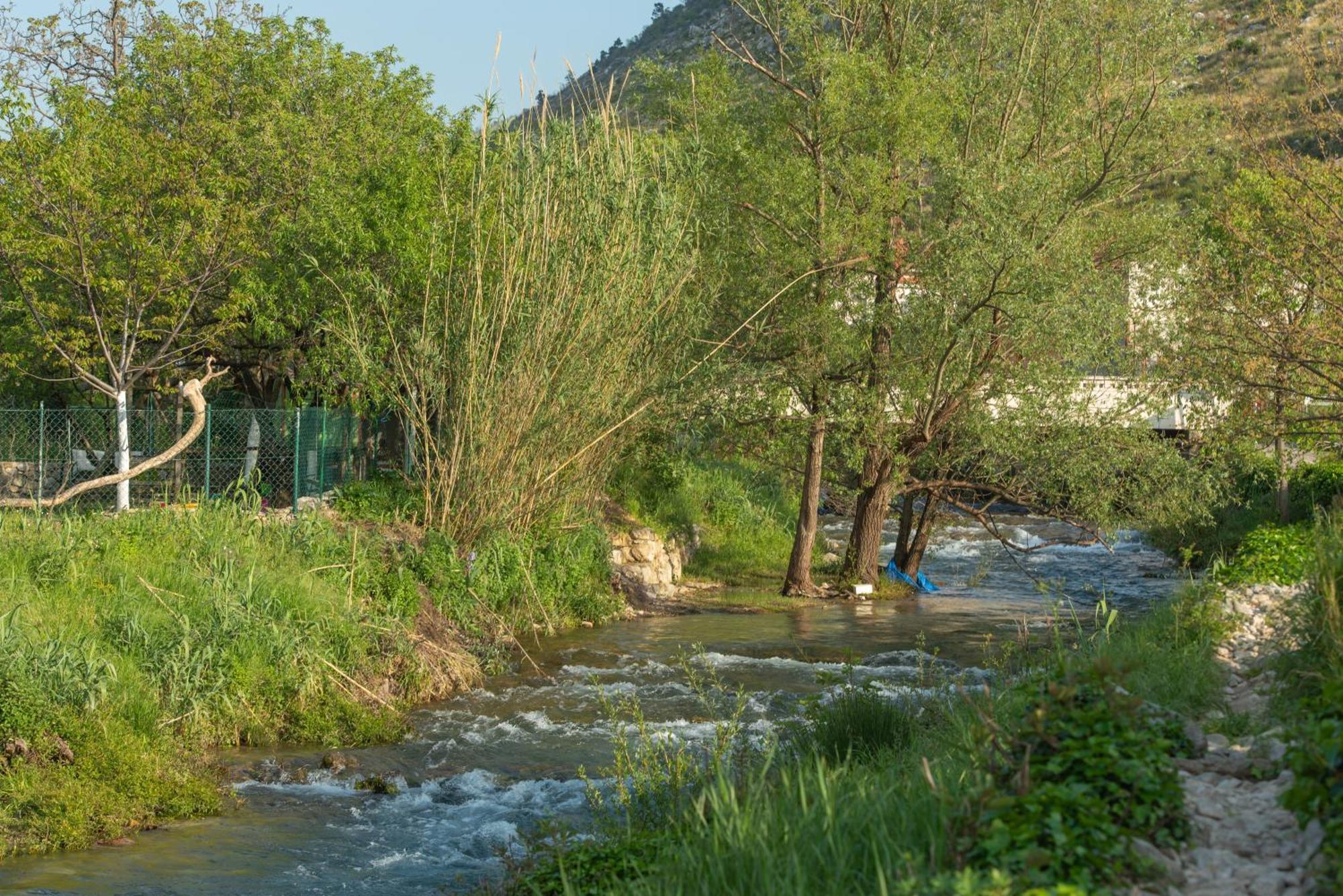 Вилла Peace Point Zrnovnica Экстерьер фото
